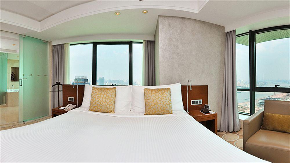 The Eton 4* Shanghai