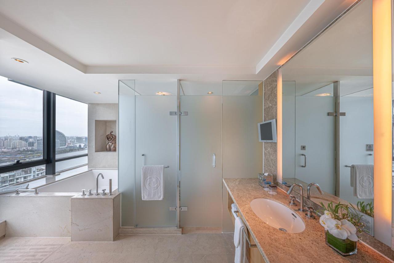 The Eton Hotel 4*